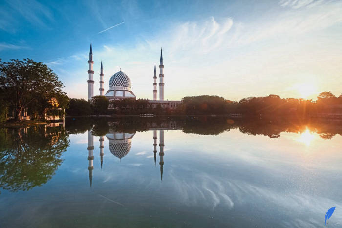 تحصیل در مالزی نیاز به مدرک زبان انگلیسی دارد.